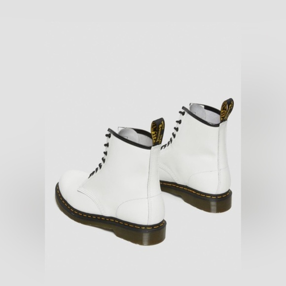 Dr. Martens 1460 SMOOTH‎ white glossy patent LEATHER LACE UP BOOTS size 10 new - Picture 9 of 13